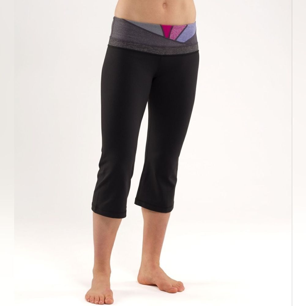 Lululemon Groove Crop Black Quilt 23 Coal Wee Stripe Pant Sz 2